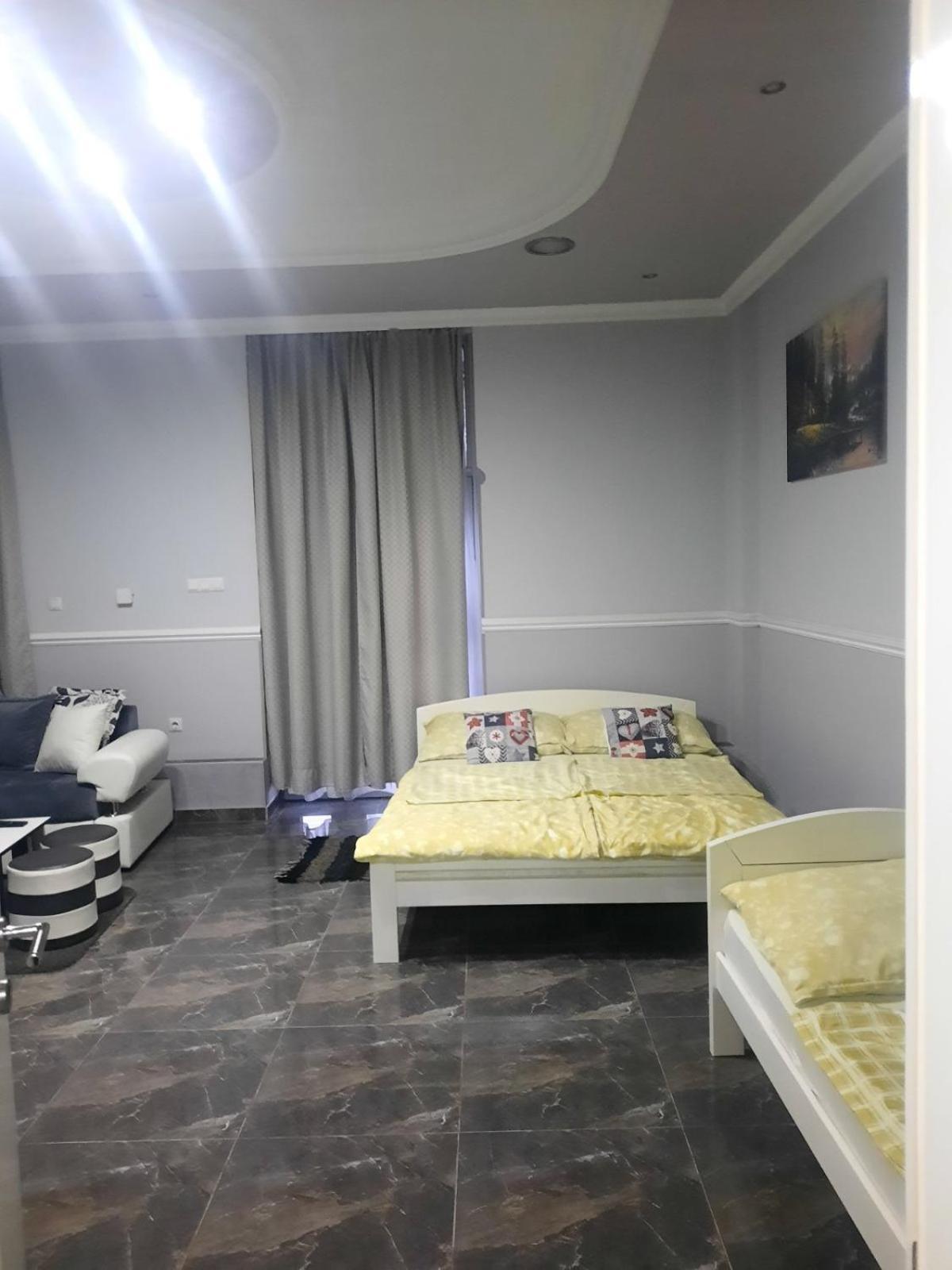 Apartments Royal Menex Požarevac Habitación foto