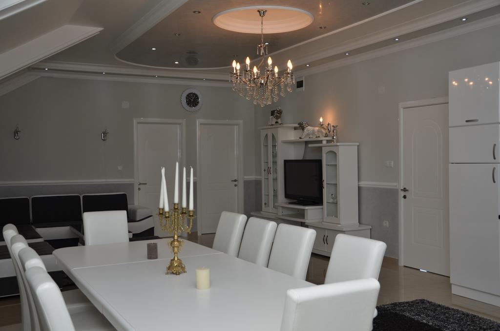 Apartments Royal Menex Požarevac Habitación foto