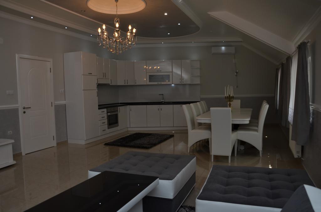 Apartments Royal Menex Požarevac Habitación foto