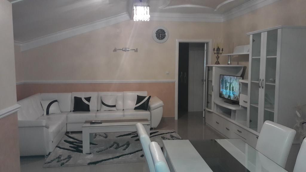 Apartments Royal Menex Požarevac Exterior foto